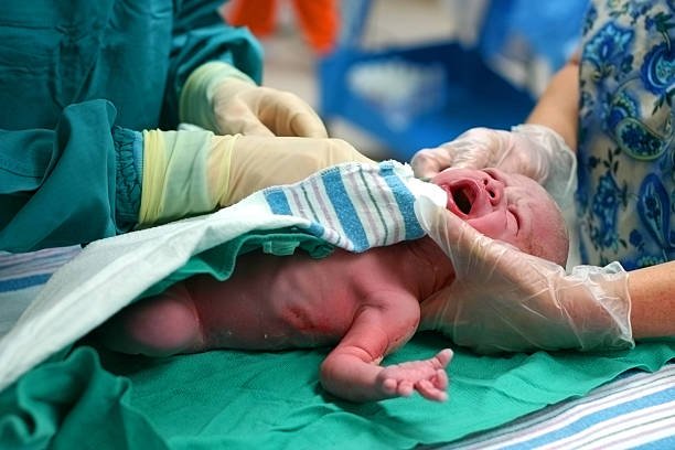 Respiratory Distress in Full-Term Newborns vs. Premature Babies