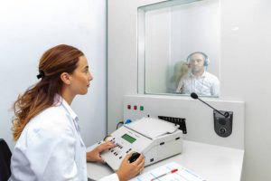 Smart Stethoscopes Integrating AI with Auscultation